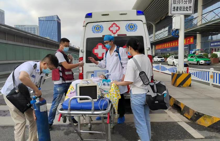 卓资县救护车出租公司